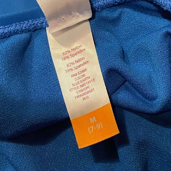 Retro Feeling Beachy One-Piece Swimsuit - Picture 7 of 7